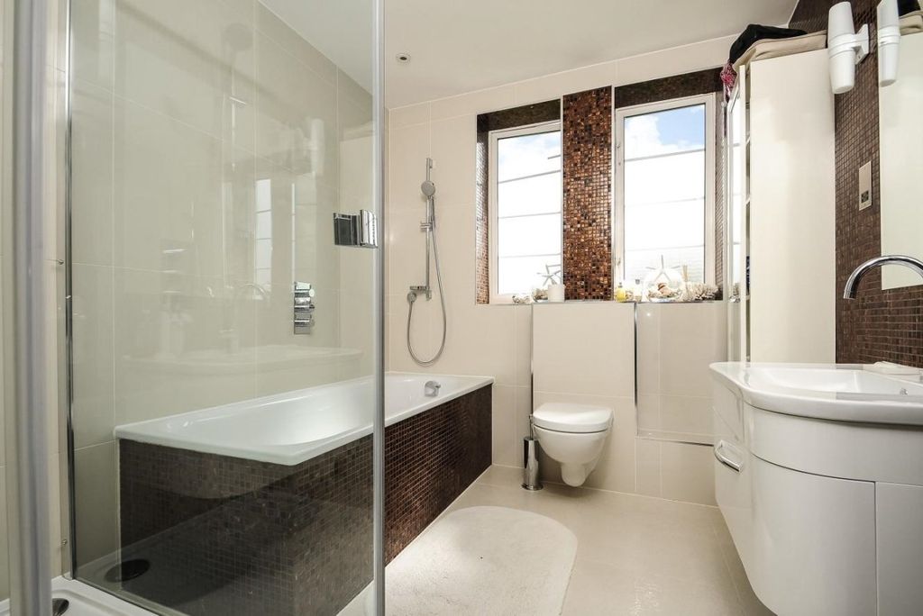 Property photo 3 of 5 Picture No. 03