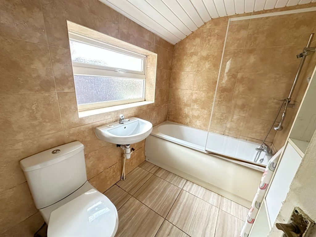 Property photo 3 of 8 Image