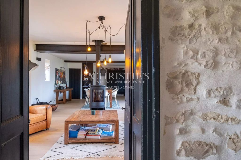 Property photo 1 of 14 Stone Village House With Potential For A Swimming Pool