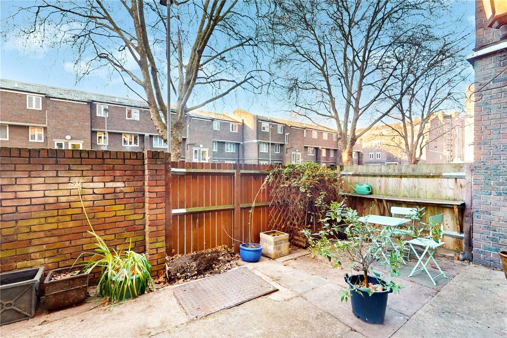 Property photo 2 of 15 Picture No. 13