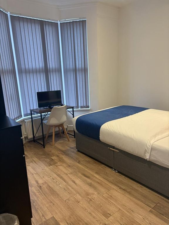 Property photo 2 of 22 Bedroom