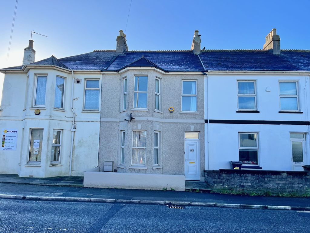 Property photo 1 of 17