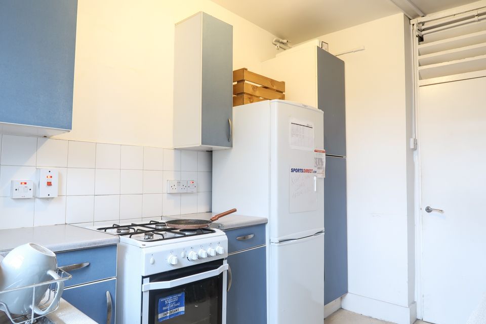 Property photo 3 of 6