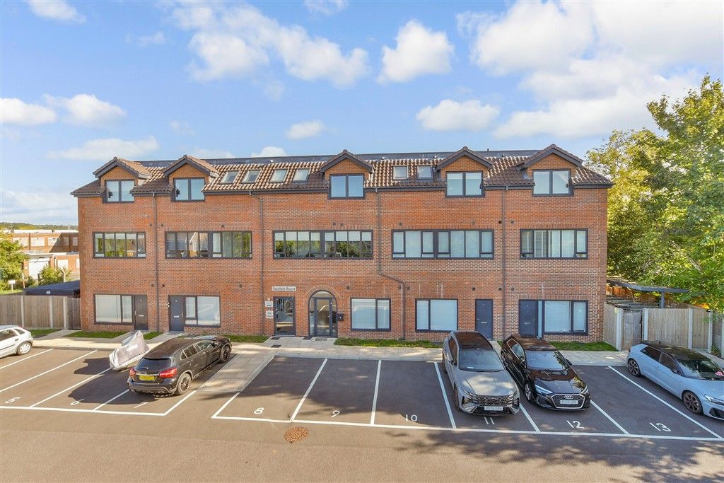 Property photo 2 of 12 External (Web)