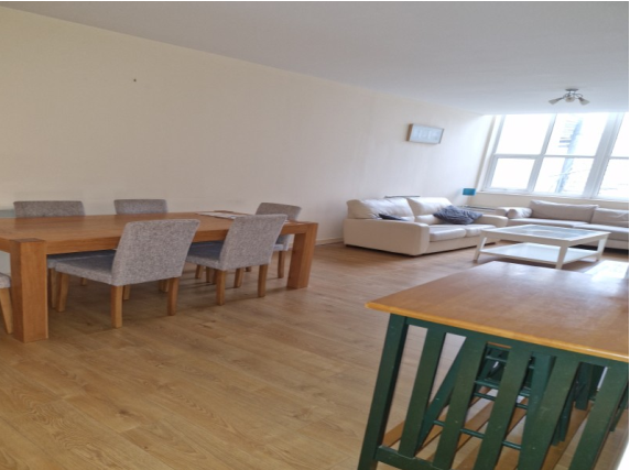 Property photo 3 of 8 Property Photo