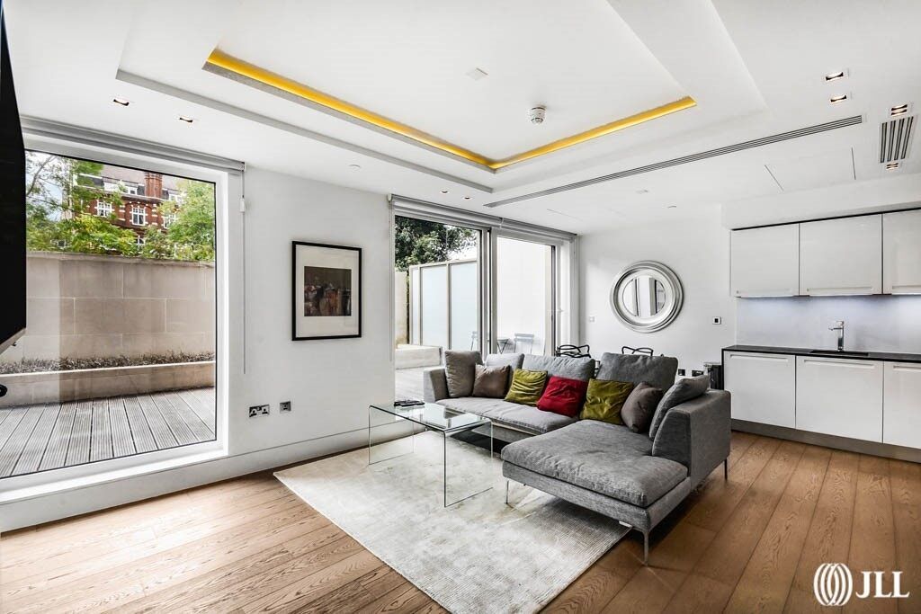 Property photo 1 of 13 7