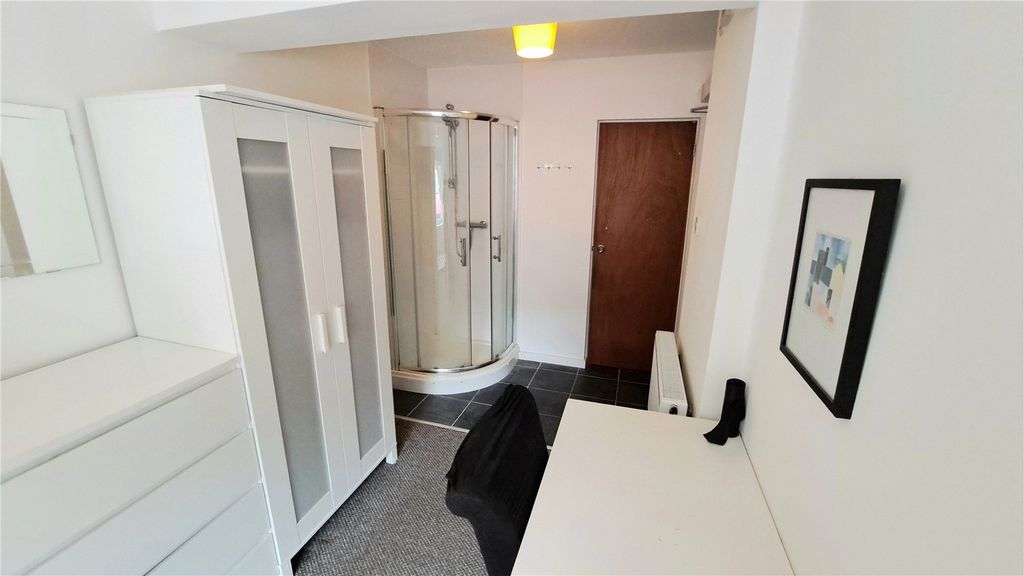 Property photo 2 of 4 Picture No. 05