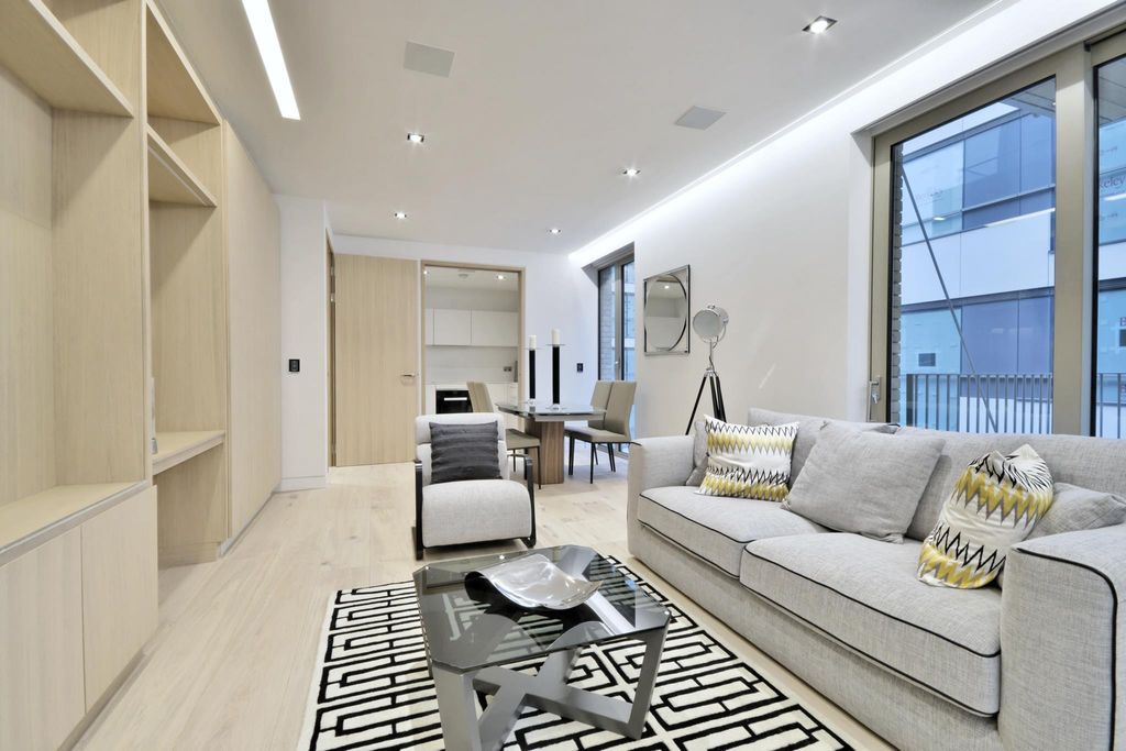 Property photo 2 of 12 Image