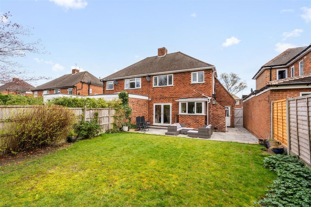 Property photo 1 of 11 79 Willow Road_13.Jpg