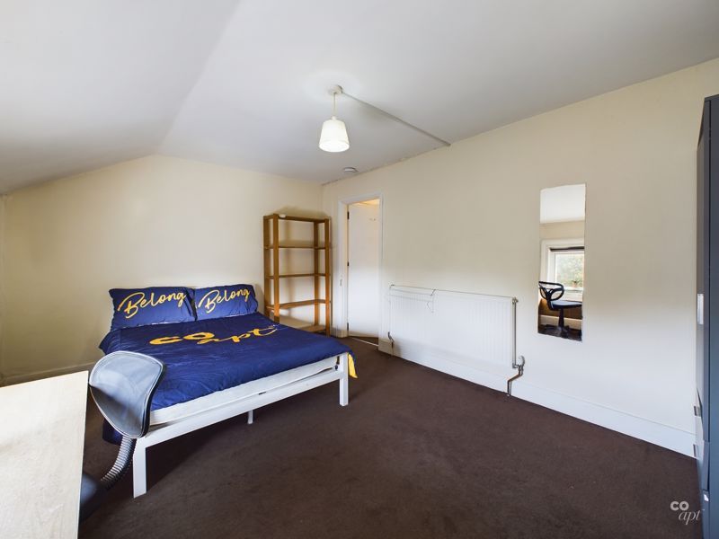 Property photo 1 of 12 Photo 15