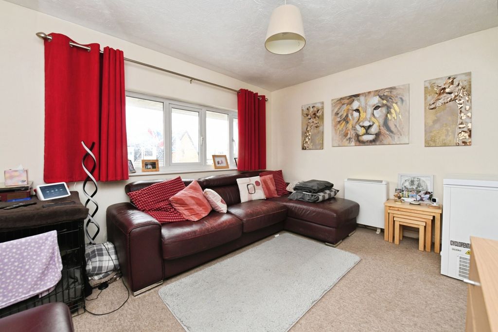 Property photo 2 of 16 Pbox-Img.Jpg