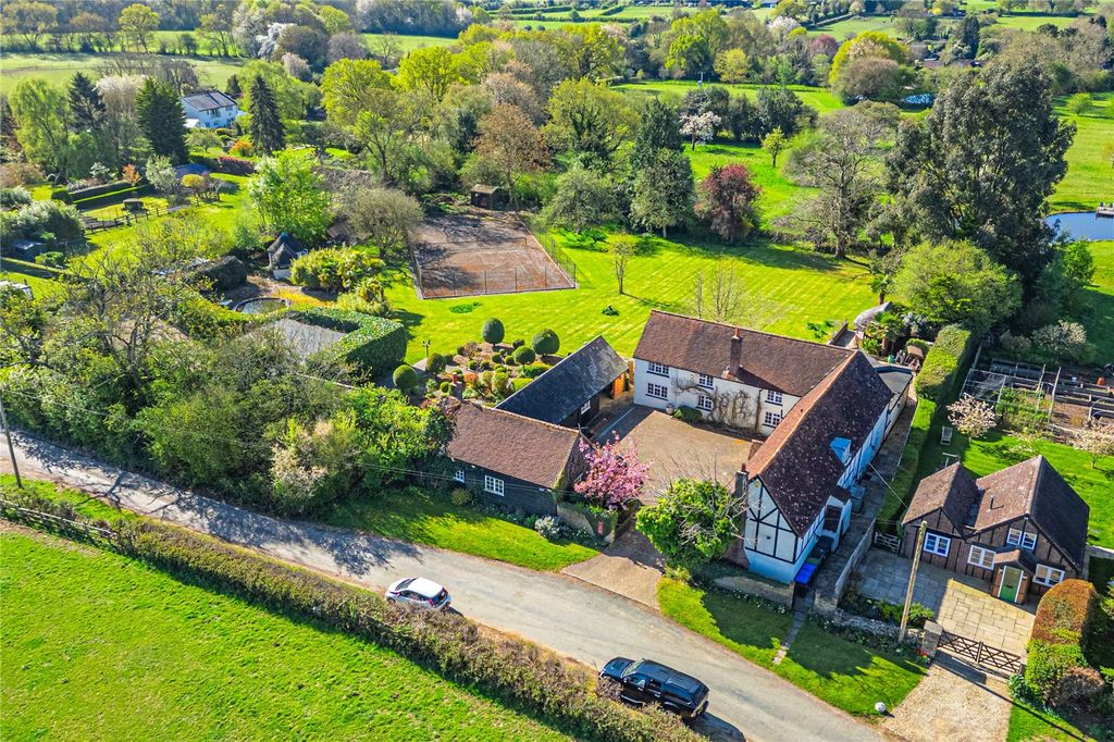 Property photo 1 of 35 Picture No. 14