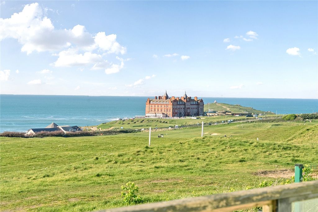 Property photo 2 of 19 Picture No. 07