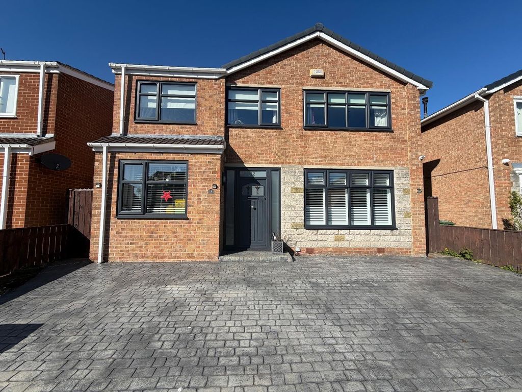 Property photo 1 of 23 External