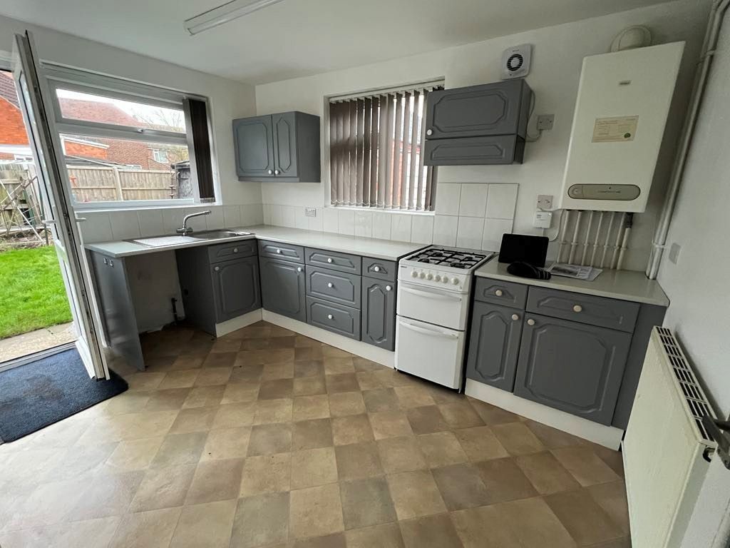 Property photo 2 of 24