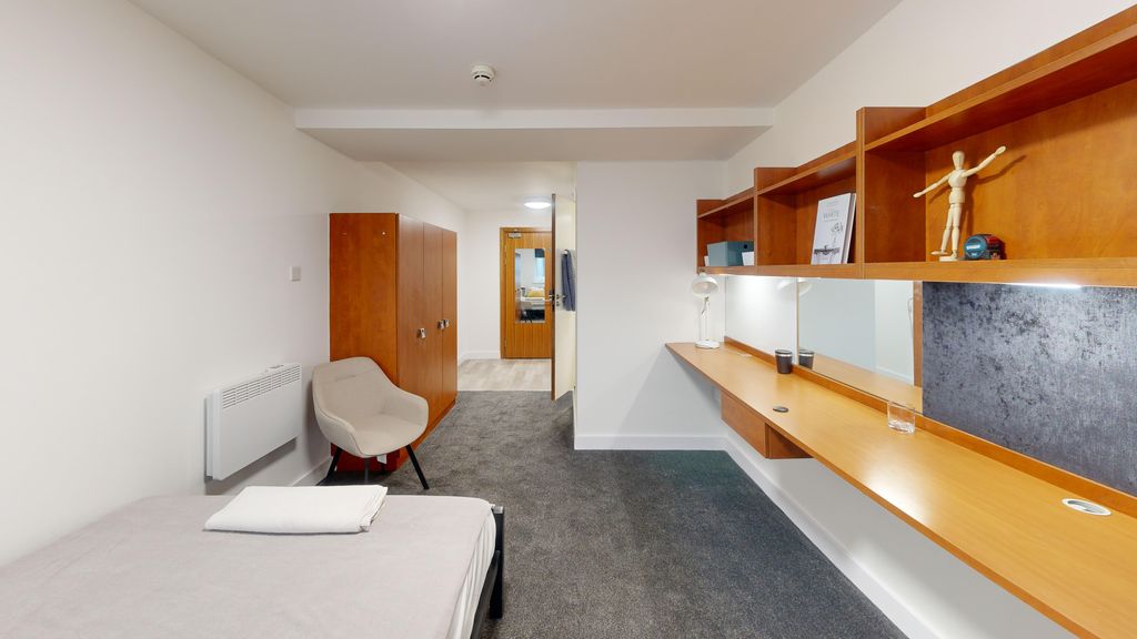 Property photo 2 of 4