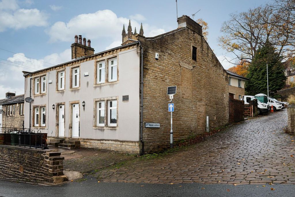 Property photo 1 of 25