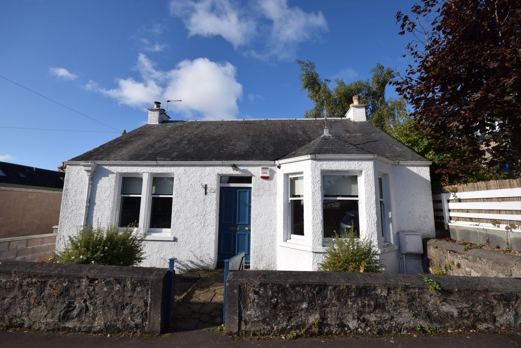 Property photo 1 of 10