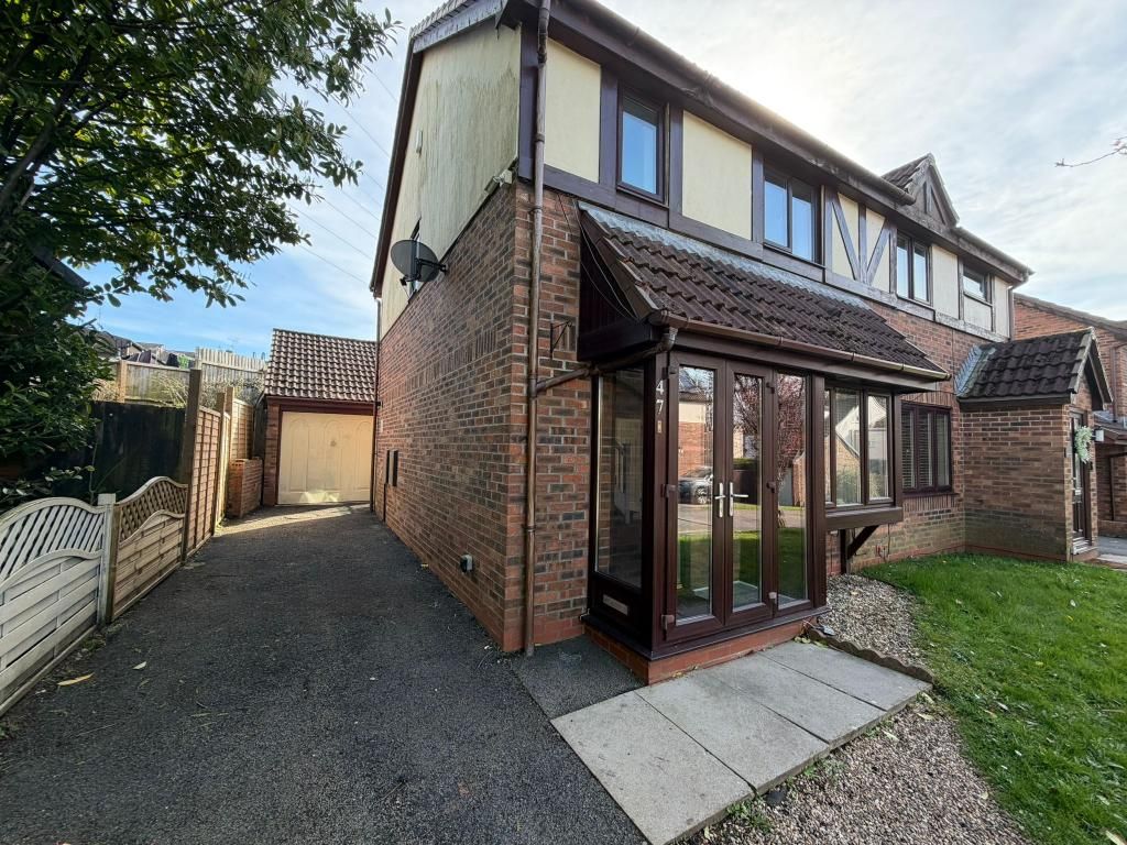 Property photo 1 of 32