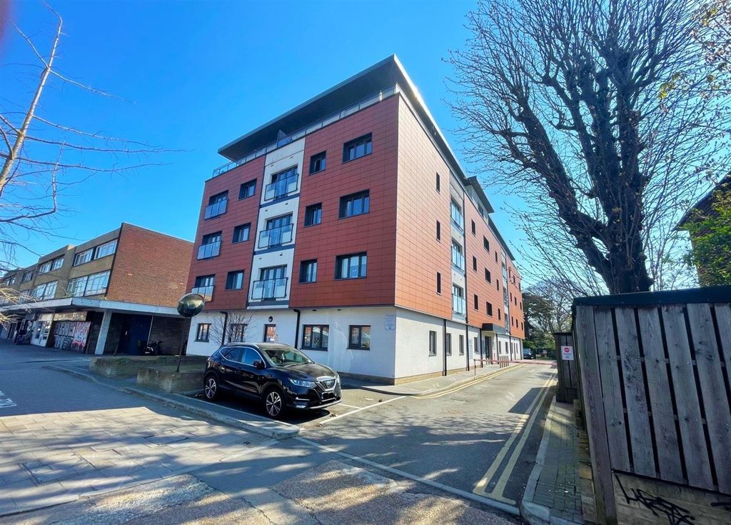 Property photo 3 of 11 Picture No. 04