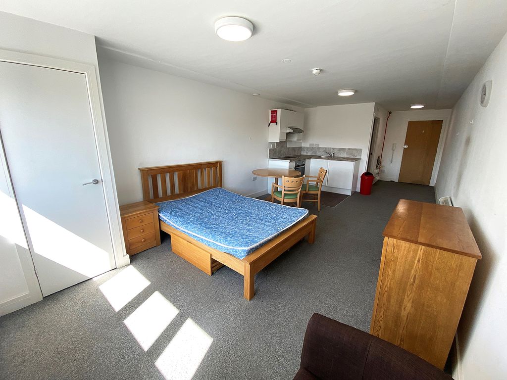 Property photo 2 of 5