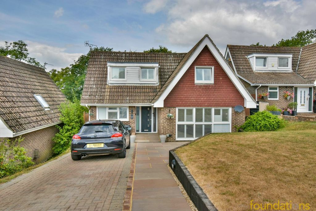 Property photo 1 of 24