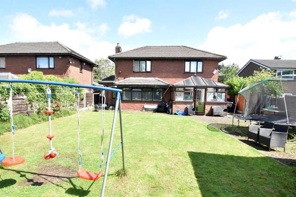 Property photo 3 of 19