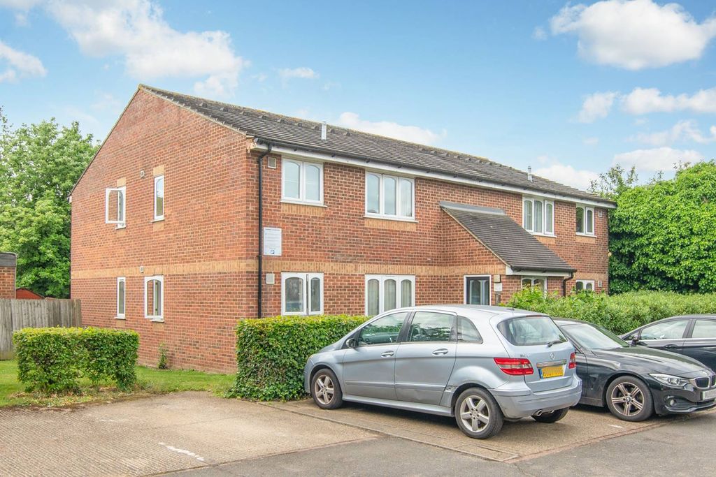 Property photo 3 of 8