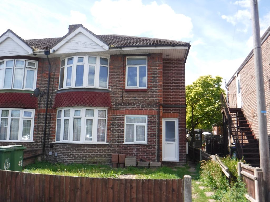 Property photo 1 of 6 Front