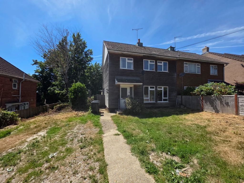 Property photo 1 of 9