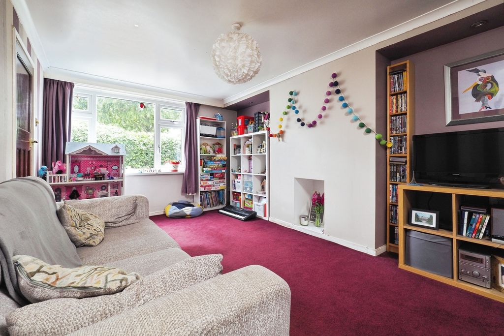 Property photo 3 of 27 Pbox-Img.Jpg