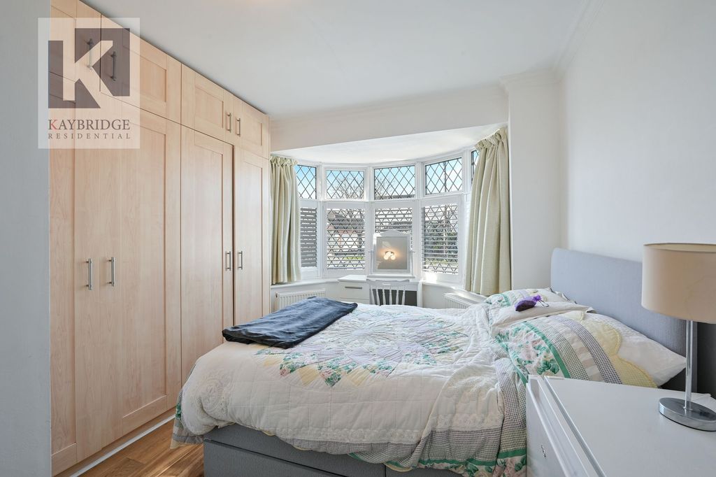Property photo 3 of 14