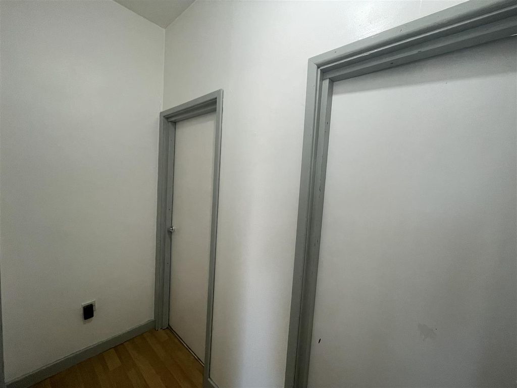 Property photo 3 of 6 Img_7069.Jpeg