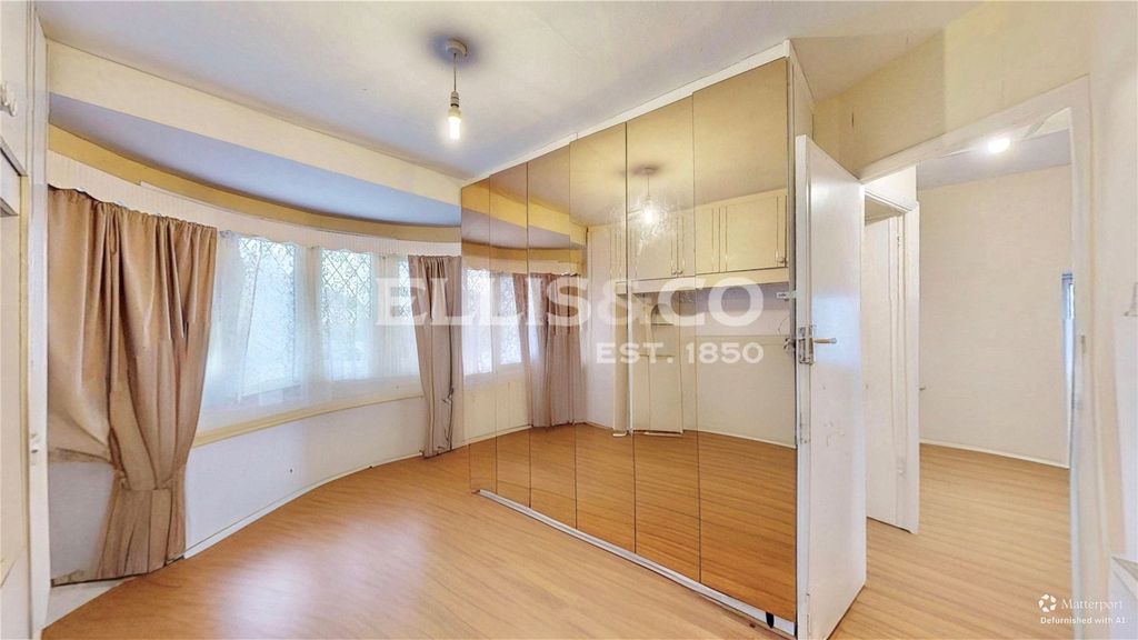 Property photo 2 of 25 Picture No. 06