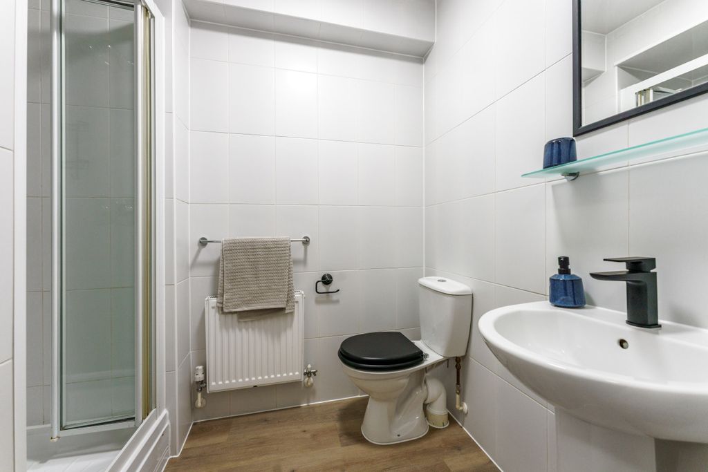 Property photo 3 of 13 Photo 2