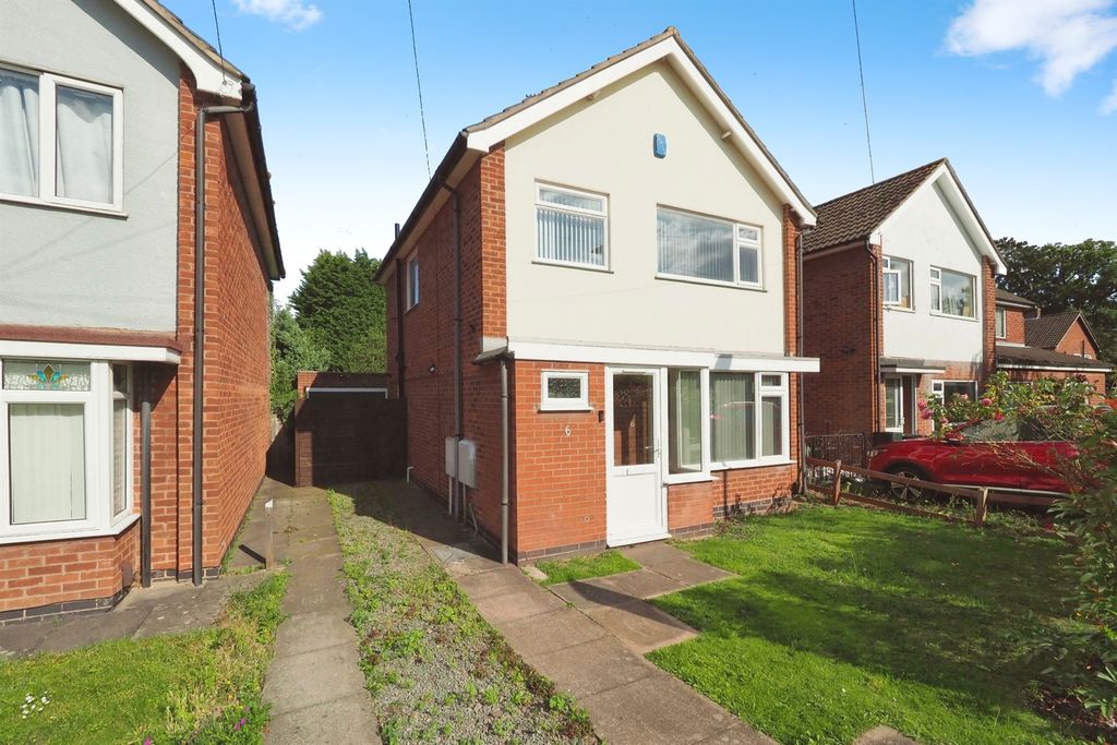 Property photo 2 of 17