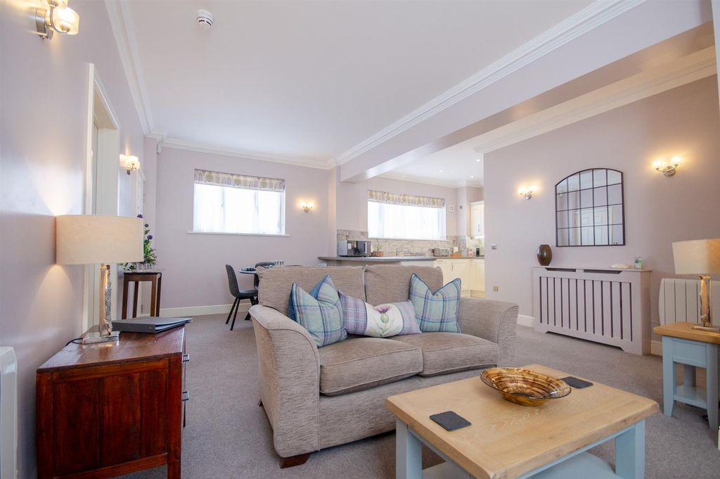 Property photo 2 of 6 Dsc09032.Jpg