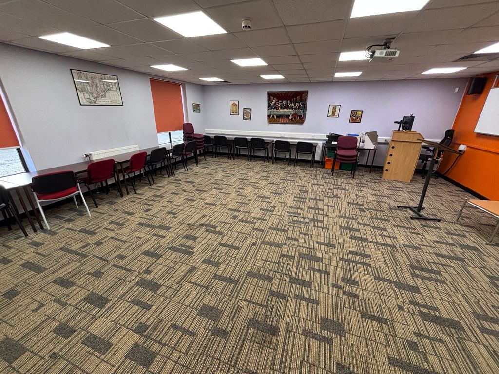 Property photo 3 of 6