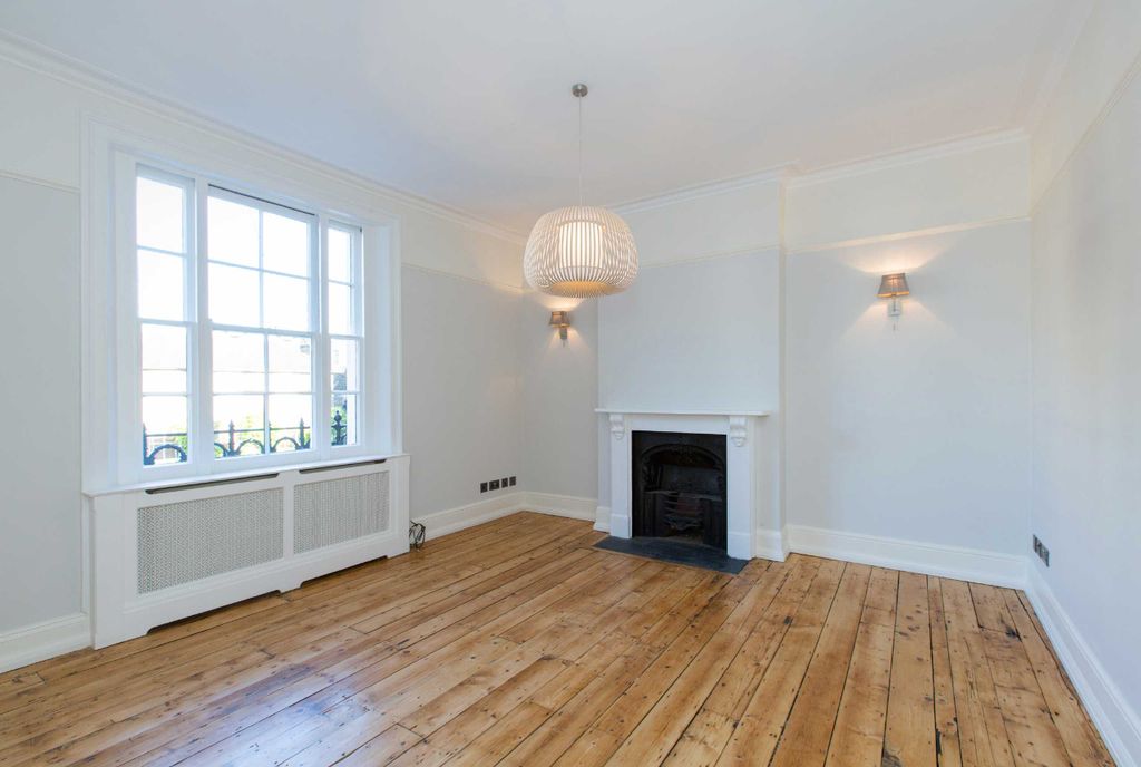 Property photo 2 of 11 Photo