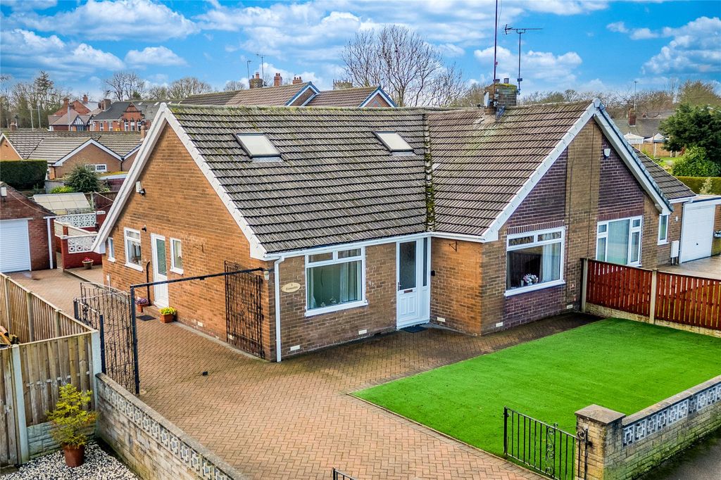 Property photo 1 of 35 Picture No. 02