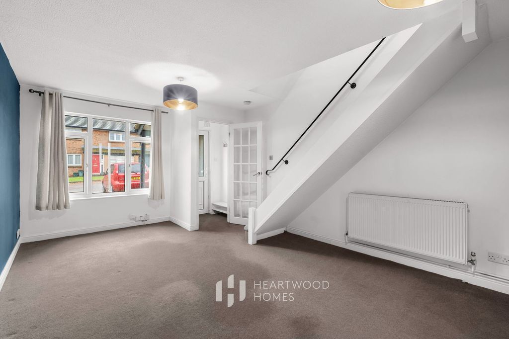 Property photo 3 of 17