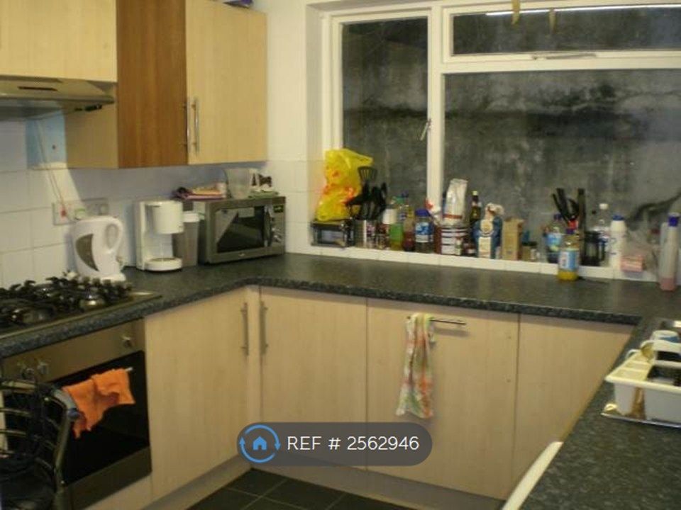 Property photo 3 of 5