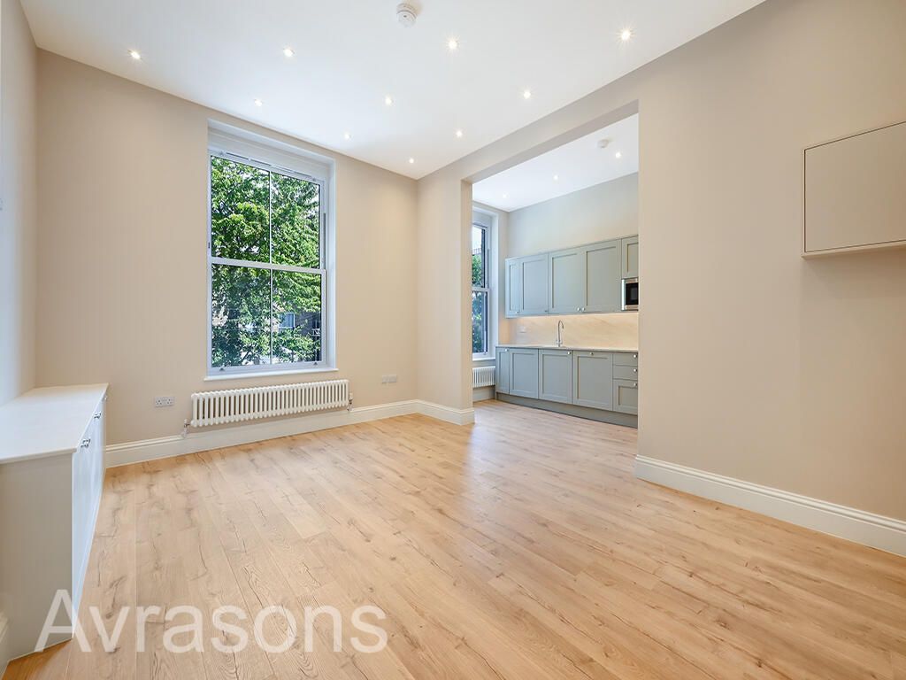 Property photo 1 of 10 Living Room