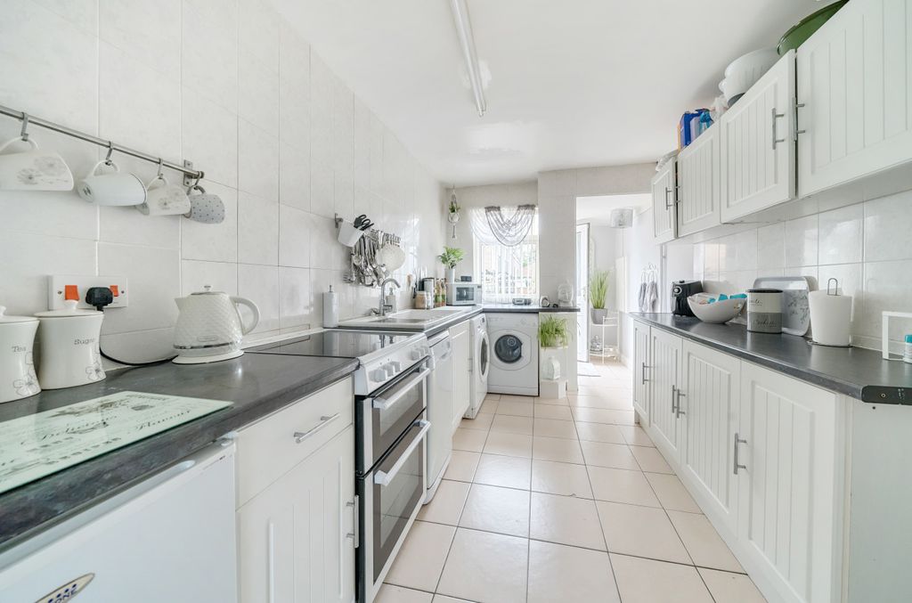 Property photo 3 of 11 1011036 (12).Jpg