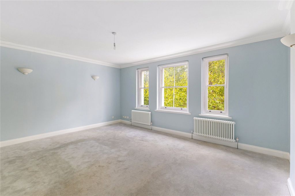Property photo 2 of 8 Picture No. 28