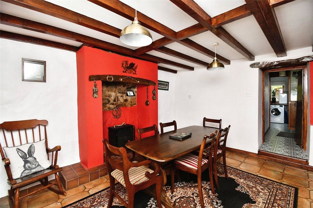 Property photo 3 of 22 Picture No. 08