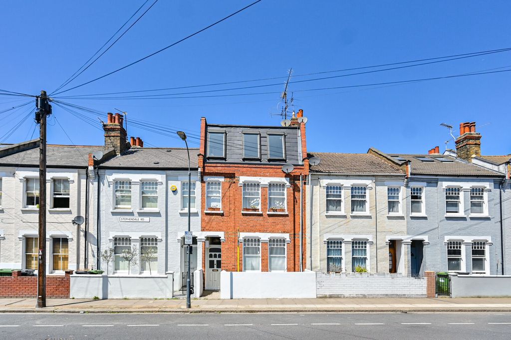 Property photo 2 of 7