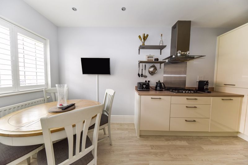 Property photo 3 of 15 Photo 1