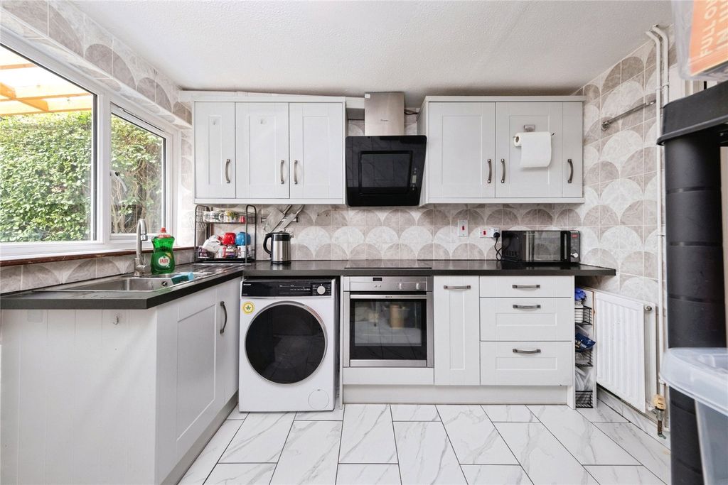 Property photo 2 of 12 Picture No. 06