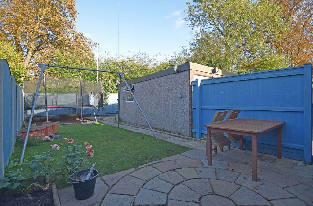 Property photo 3 of 16